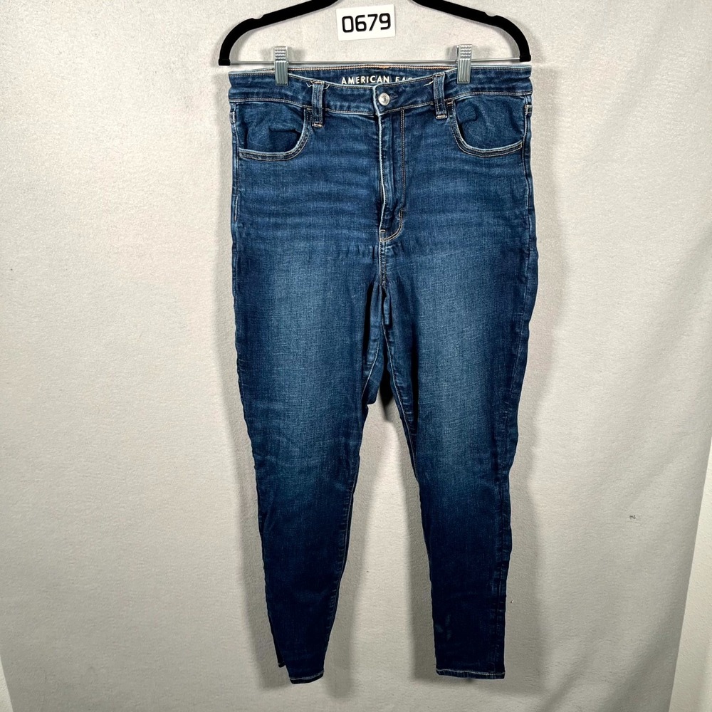 American‎ Eagle Outfitter Jeans Womens 33W Denim Next Level Stretch Medium Wash